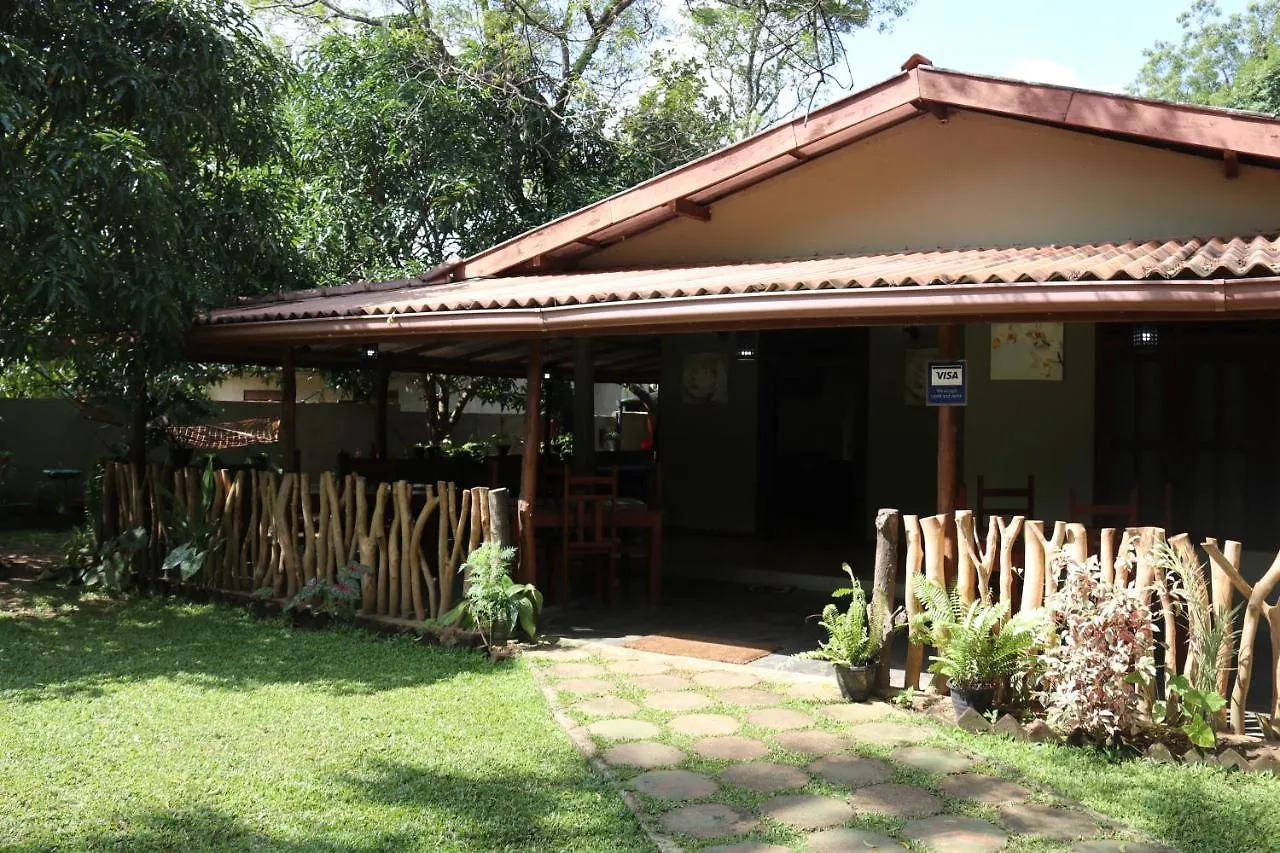 Thal Sewana Home Stay Sigiriya