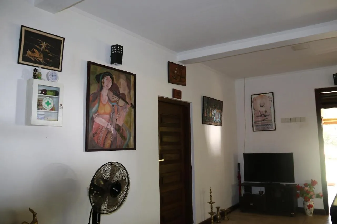 Pansiyon Thal Sewana Home Stay Sigiriya