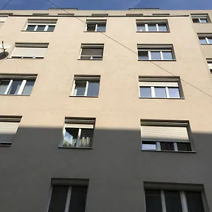 https://downtown-river-apartment.vienna-besthotels.com