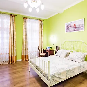 https://centre-apartment-near-opera-house.hotelslviv.net