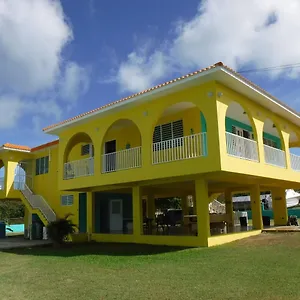 La Casona Beach House Fajardo